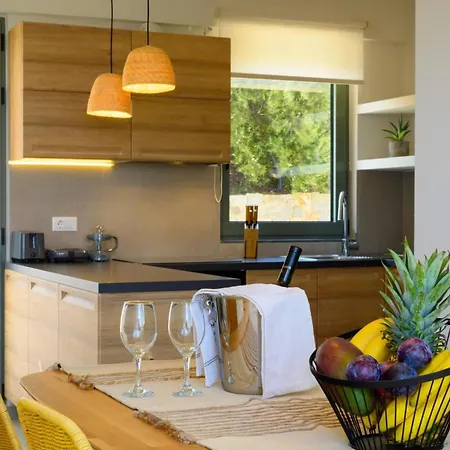 Roots Suites In Crete Agios Nikolaos  Exterior photo